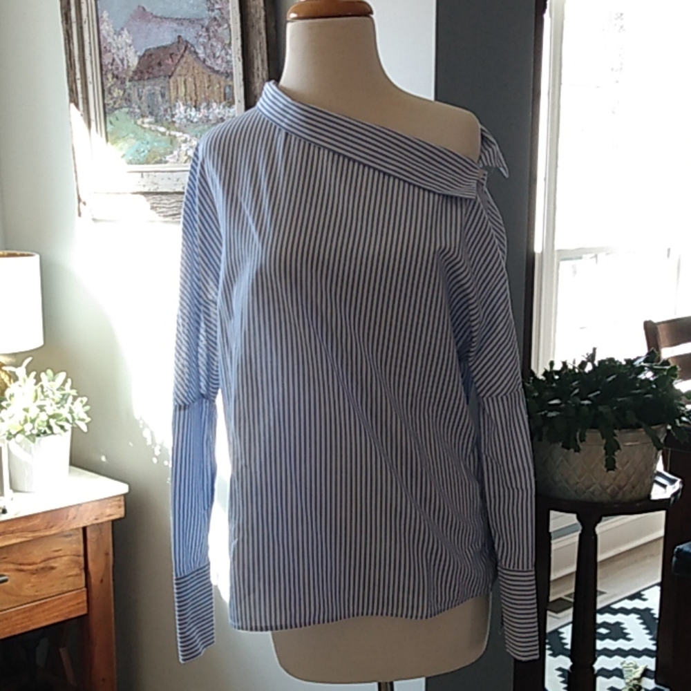 Stripped asymettric blouse